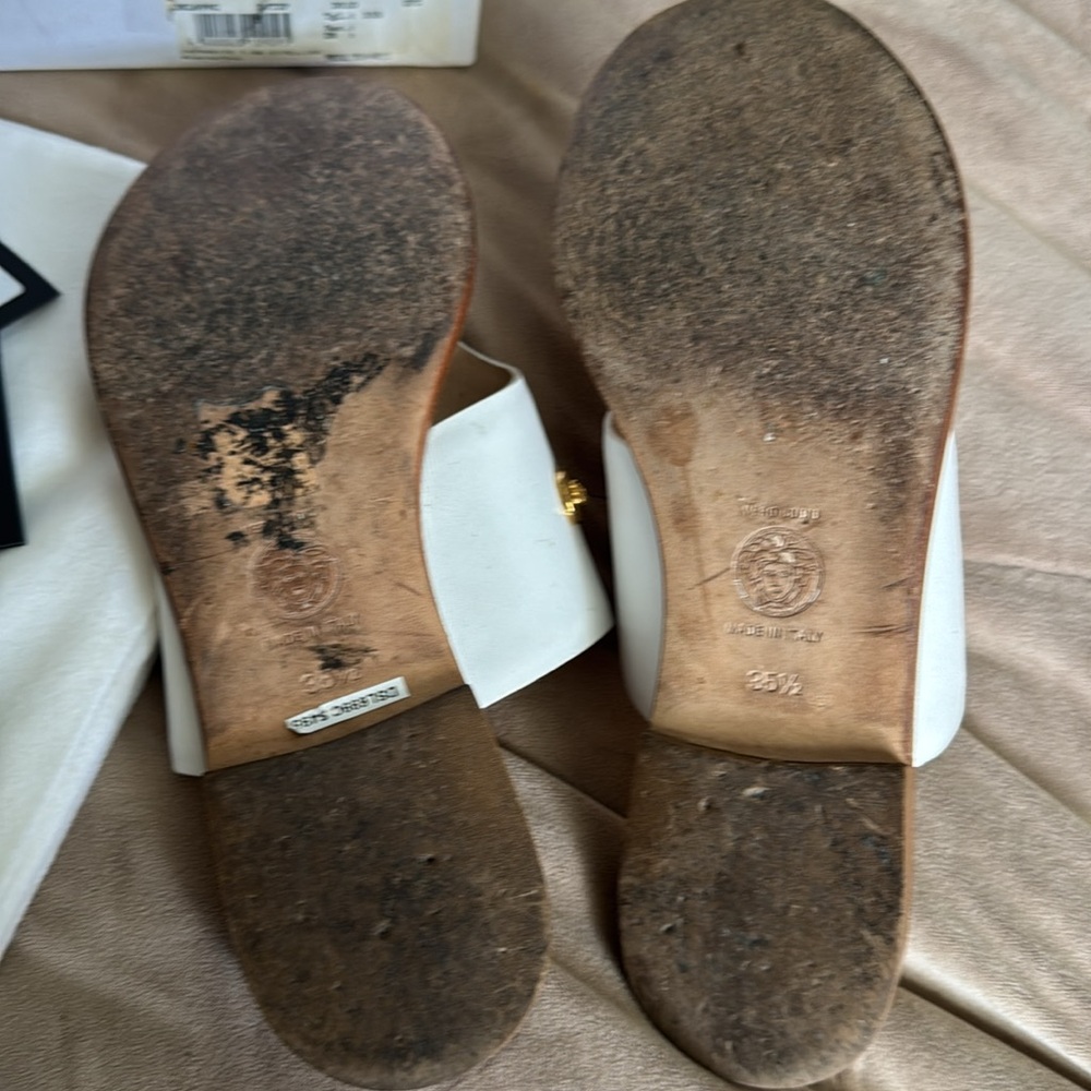 Authentic Versace White gold Medusa sandals 🩴 size 5.5 - Picture 8 of 15